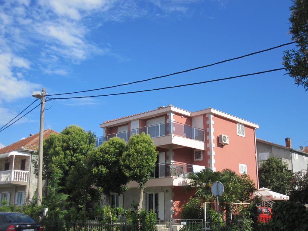 Apartments Delfin Tivat Luaran gambar