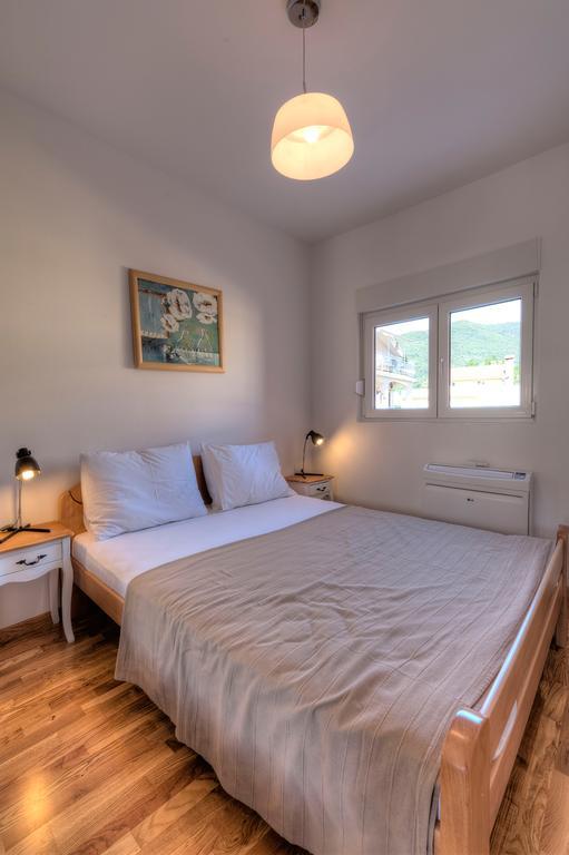 Apartments Delfin Tivat Luaran gambar